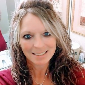 Meet your Posher, Candice